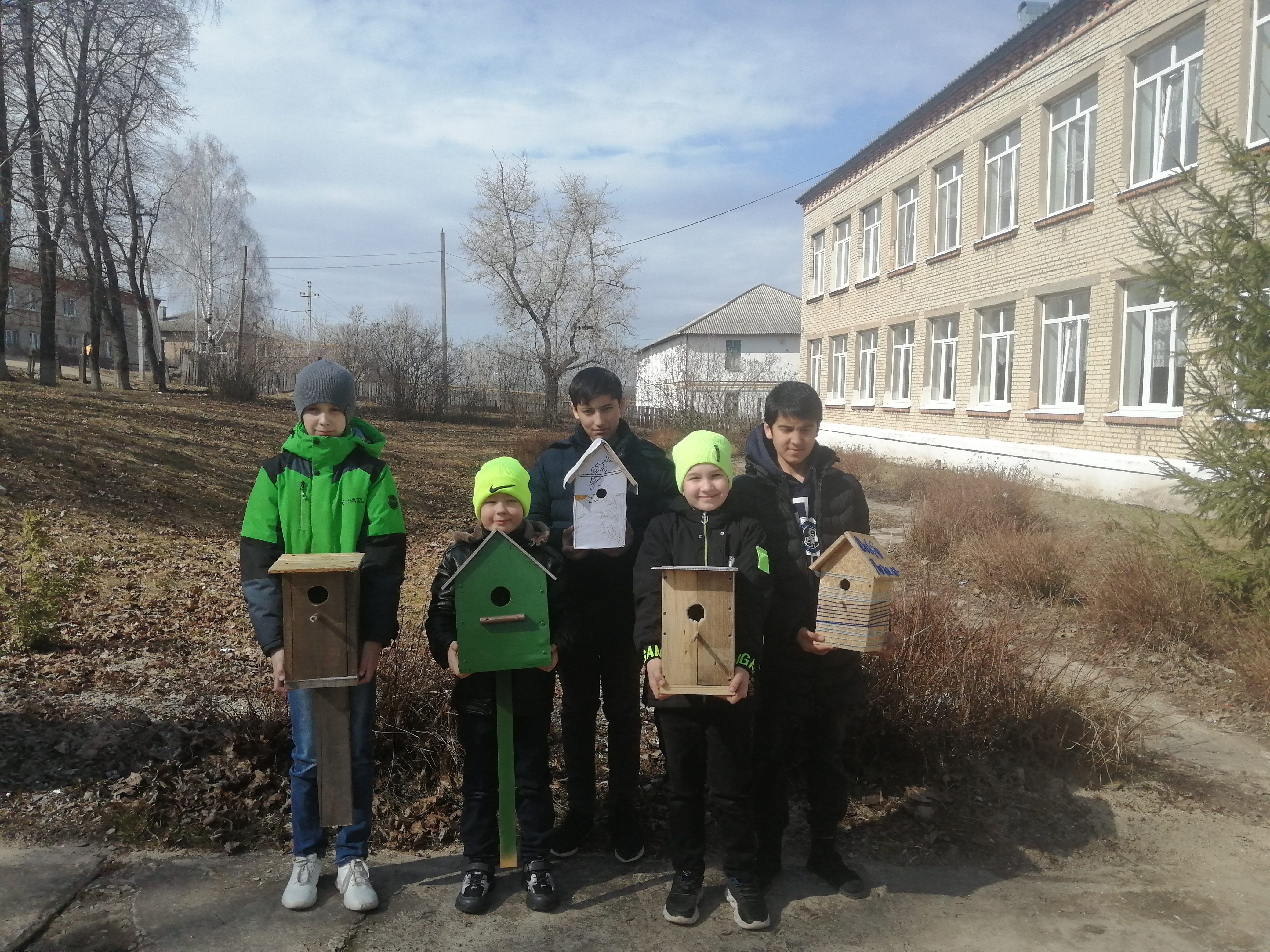 Экологическая  акция «Не оставим без дворца ни синицу, ни скворца!».